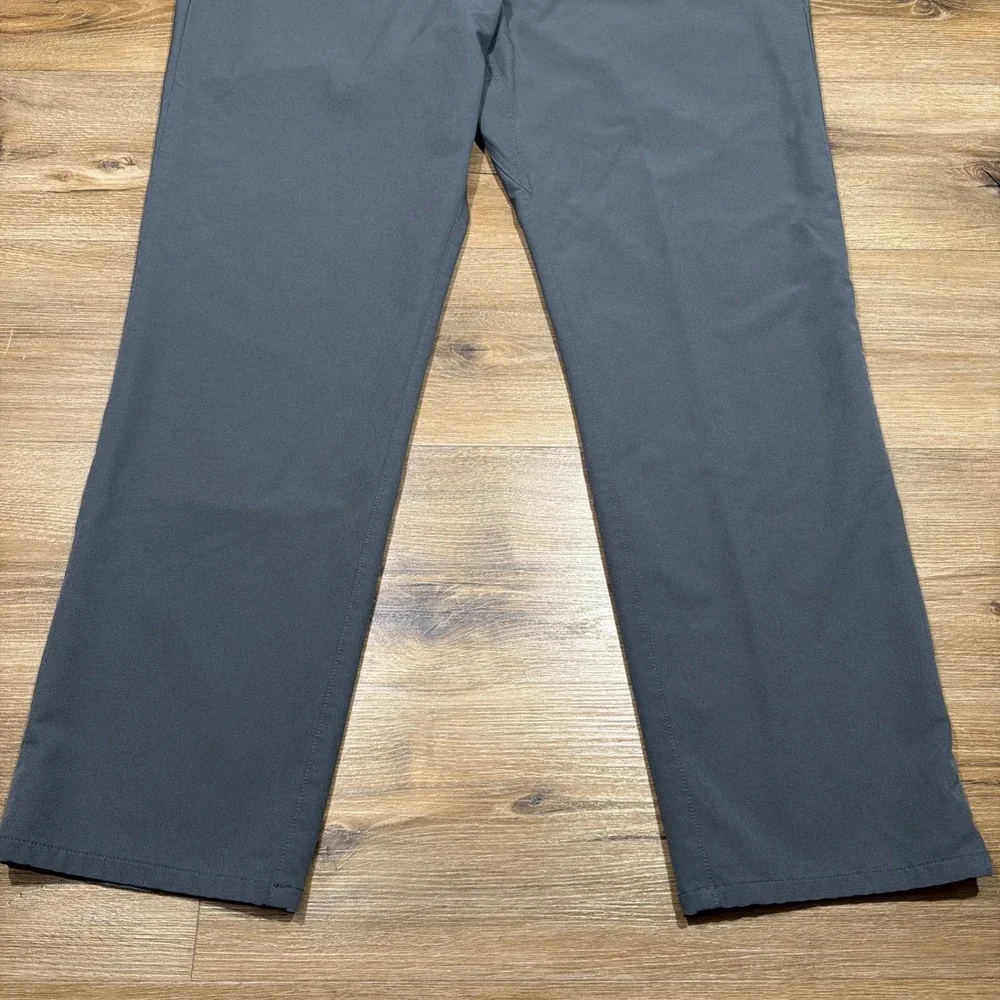 Mack Weldon Men's 38 x 32 Radius 5-pocket Chino Pants Gray